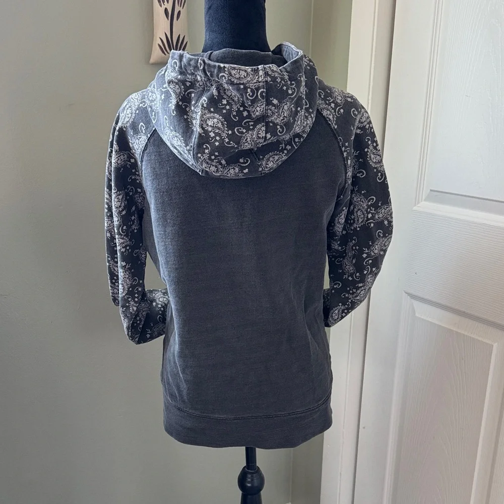 Hooey Gray Paisley Hoodie - Picture 3 of 7